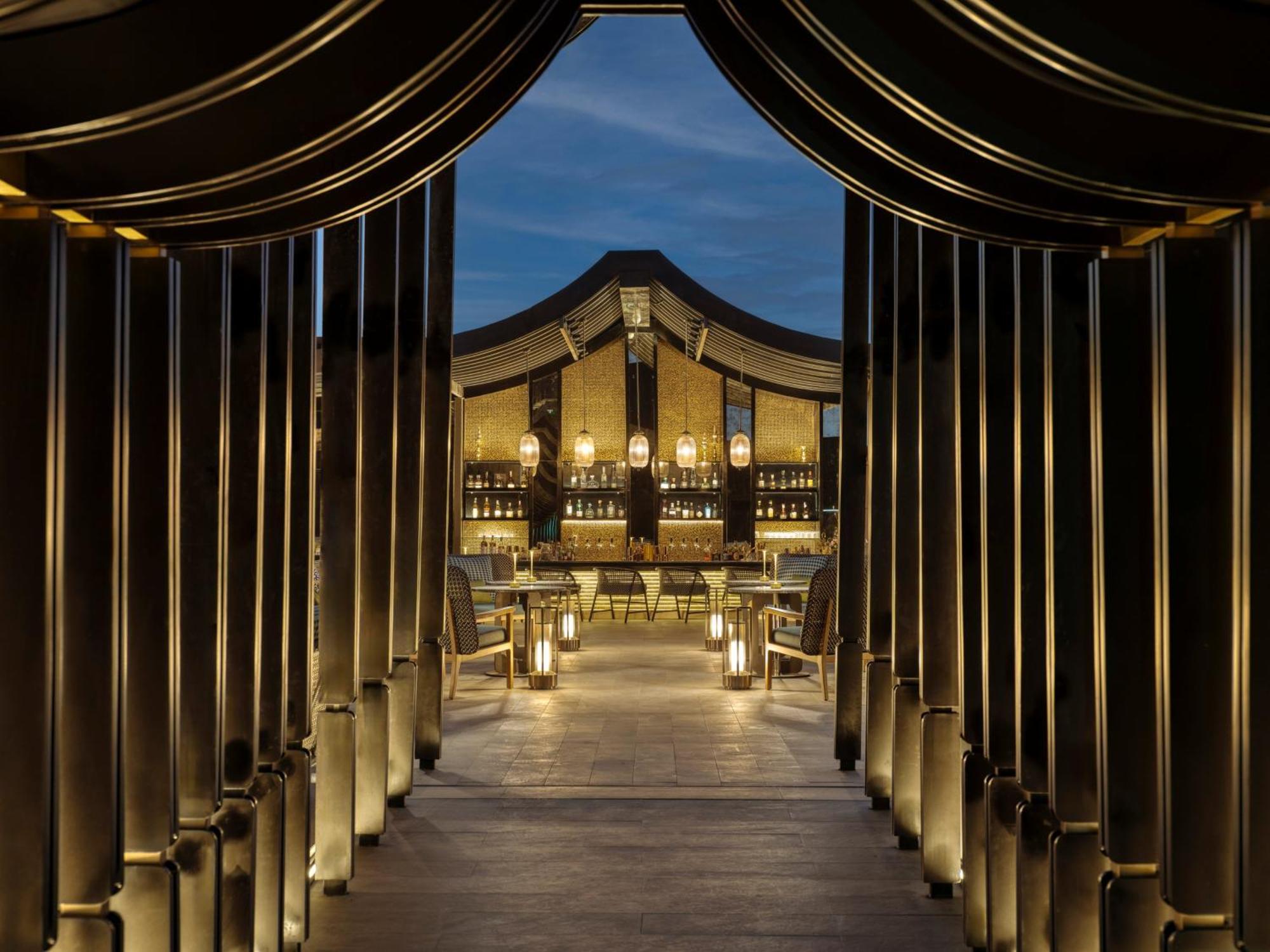 Отель Intercontinental Chiang Mai The Mae Ping Экстерьер фото
